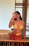 Ruhani Sharma photo