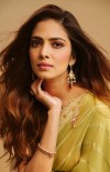 Malavika Mohanan photo